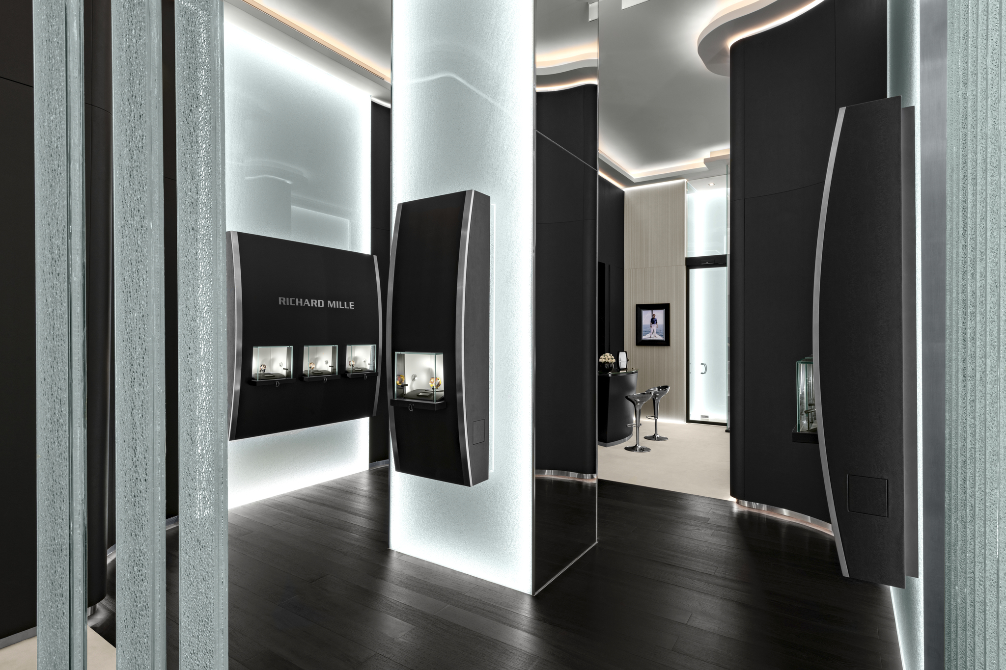 RICHARD MILLE EXPANDS ITS BOUTIQUE IN DUBAI MALL First Avenue